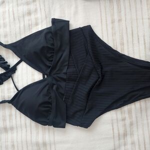 Black Bikini Set